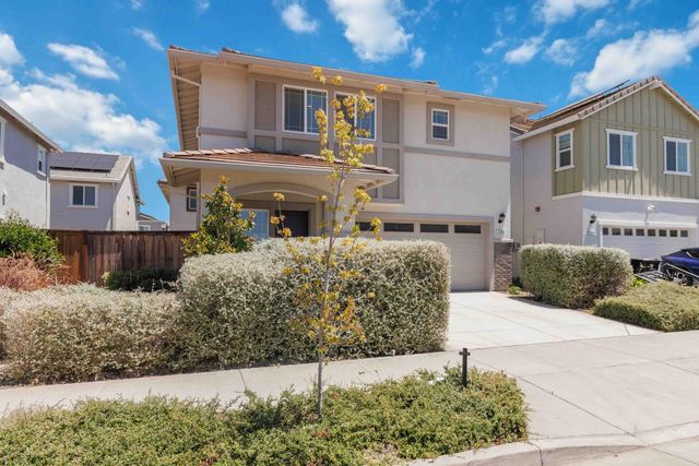 3305 America Dr, Lincoln, CA 95648