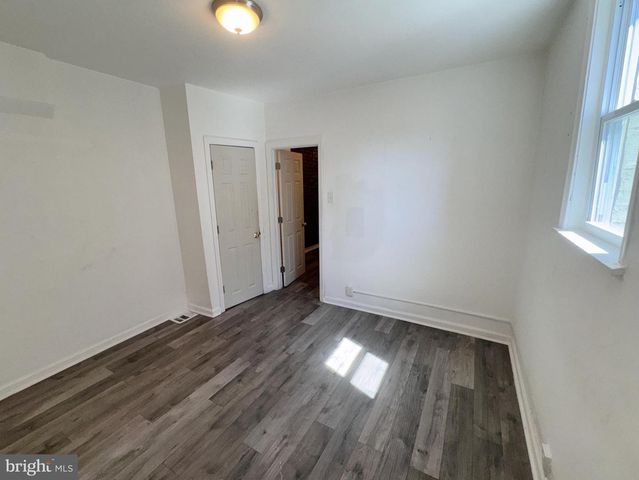 2050 REED ST, Philadelphia, PA 19146