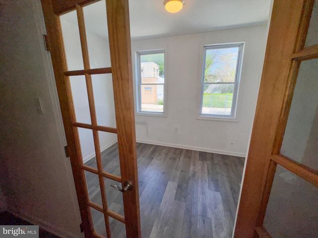 2050 REED ST, Philadelphia, PA 19146
