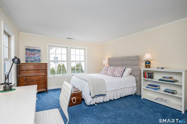 43 Phillips Lane, Darien, CT 06820