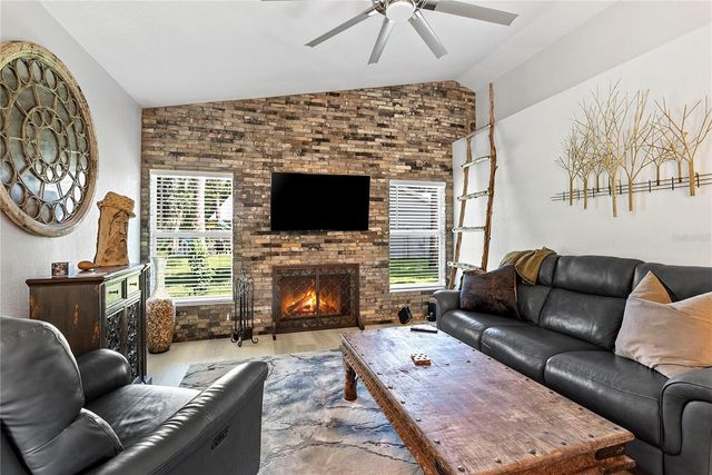 427 PENDREY DRIVE, Port Orange, FL 32127