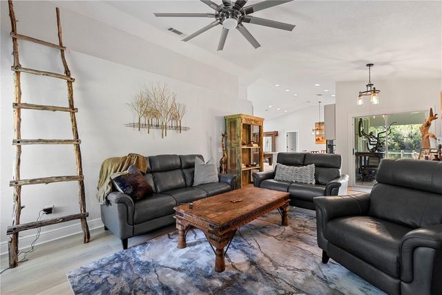 427 PENDREY DRIVE, Port Orange, FL 32127