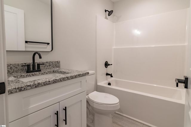 121 A & B Brookmeade Drive, Anderson, SC 29621