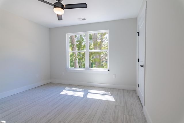 121 A & B Brookmeade Drive, Anderson, SC 29621