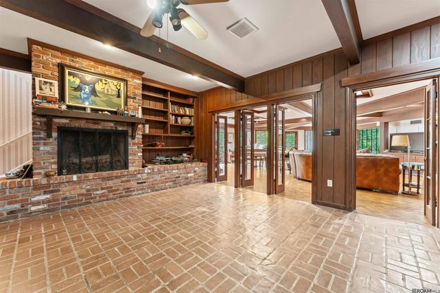 3730 Floyd Dr, Baton Rouge, LA 70808