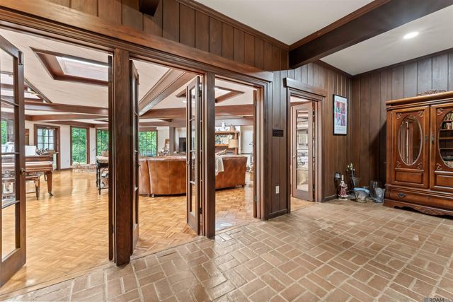 3730 Floyd Dr, Baton Rouge, LA 70808