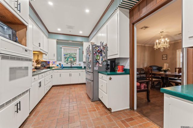 3730 Floyd Dr, Baton Rouge, LA 70808