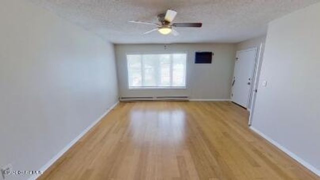 35 Parkwood Street Apt 2, Albany, NY 12208