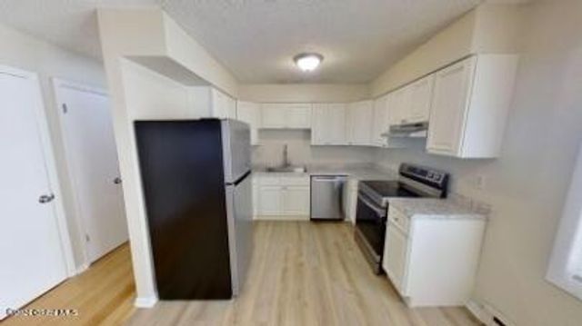 35 Parkwood Street Apt 2, Albany, NY 12208
