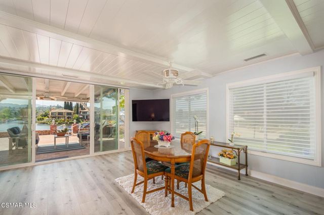 2704 Lakeridge Lane, Westlake Village, CA 91361