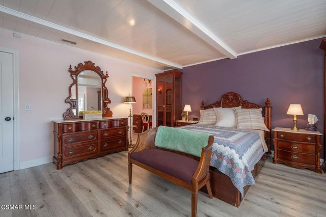 2704 Lakeridge Lane, Westlake Village, CA 91361