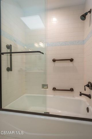 2704 Lakeridge Lane, Westlake Village, CA 91361