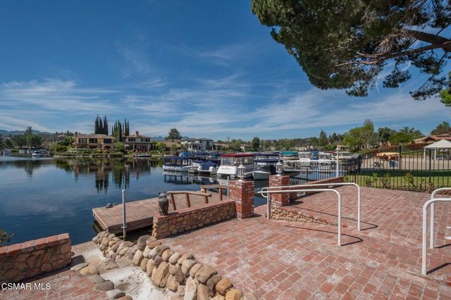 2704 Lakeridge Lane, Westlake Village, CA 91361