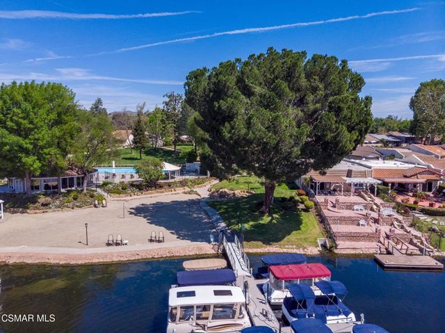 2704 Lakeridge Lane, Westlake Village, CA 91361
