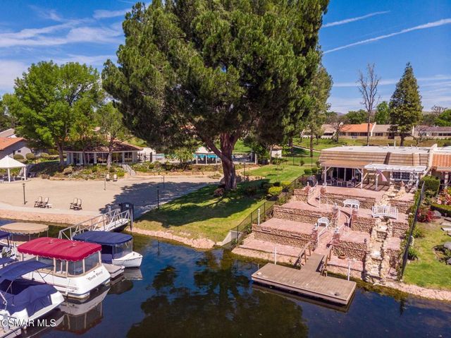 2704 Lakeridge Lane, Westlake Village, CA 91361