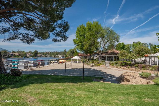 2704 Lakeridge Lane, Westlake Village, CA 91361