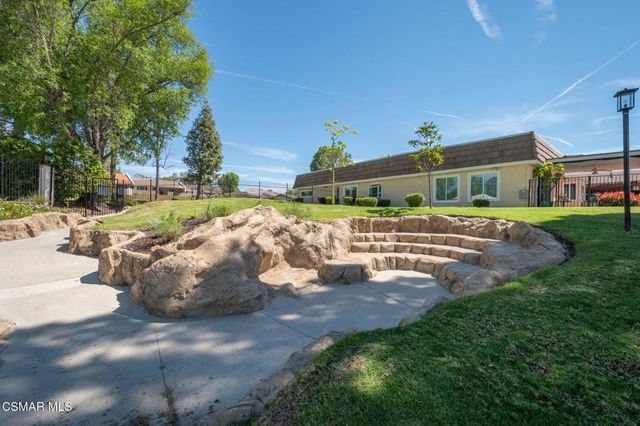 2704 Lakeridge Lane, Westlake Village, CA 91361