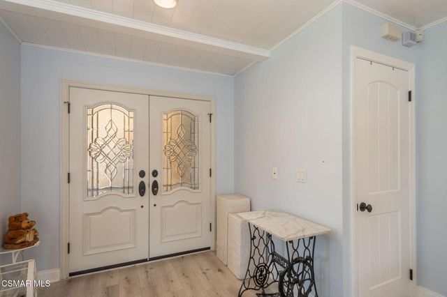 2704 Lakeridge Lane, Westlake Village, CA 91361
