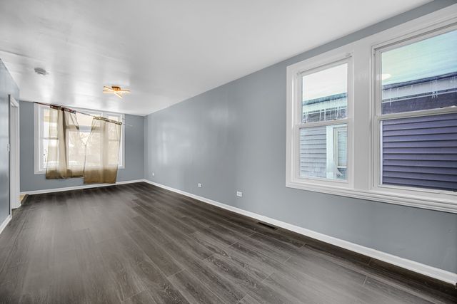 554 Douglas Avenue, Calumet City, IL 60409