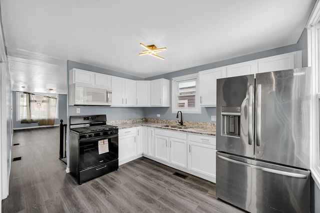 554 Douglas Avenue, Calumet City, IL 60409