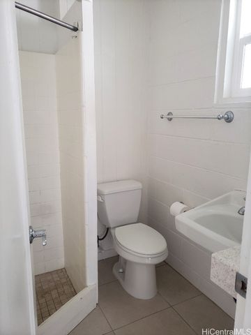 2107 Lime Street B, Honolulu, HI 96826