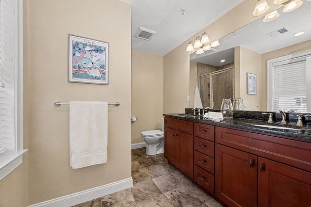 5 Clarks Hill Ln 5, Framingham, MA 01702