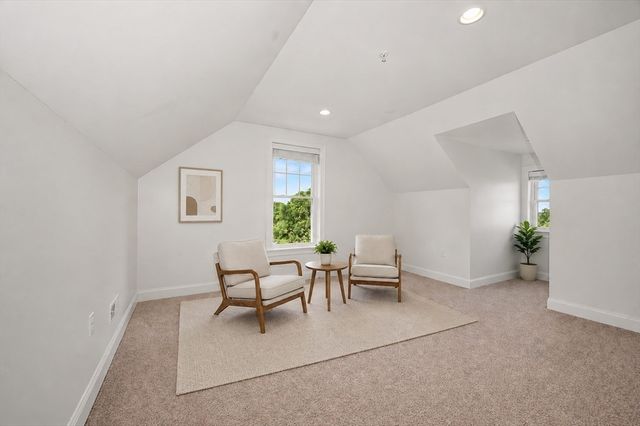 5 Clarks Hill Ln 5, Framingham, MA 01702
