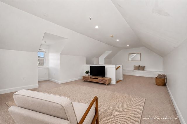 5 Clarks Hill Ln 5, Framingham, MA 01702
