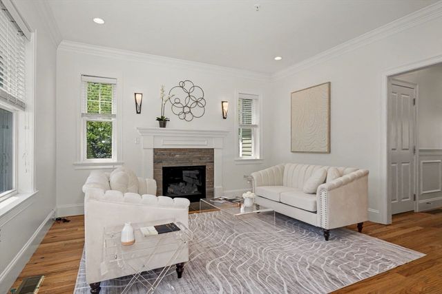 5 Clarks Hill Ln 5, Framingham, MA 01702