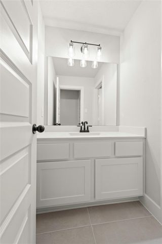 5606 Sandcastle Ridge Drive, Katy, TX 77493