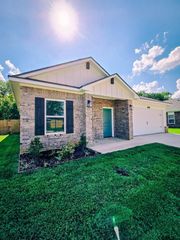 1106 Park Meadows Dr., Whitehouse, TX 75791