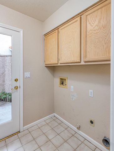 2711 San Miguel Ct, Rocklin, CA 95765