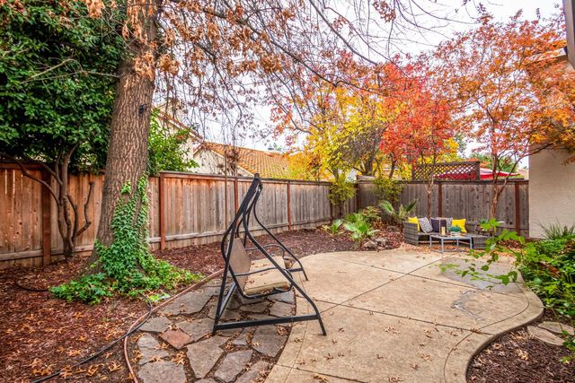 2711 San Miguel Ct, Rocklin, CA 95765