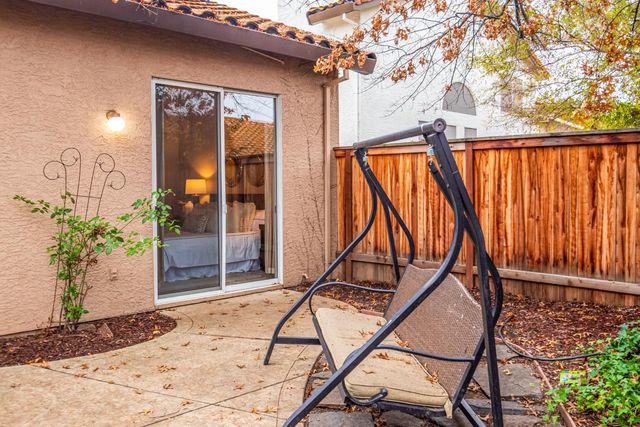 2711 San Miguel Ct, Rocklin, CA 95765