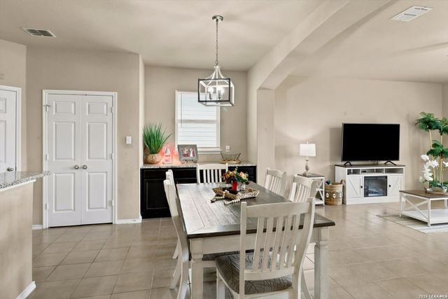 5618 Ivans Farm, San Antonio, TX 78244