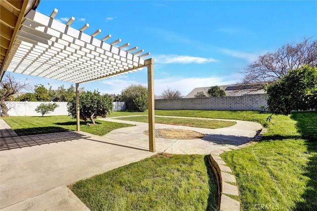 11525 Pecan Way, Loma Linda, CA 92354