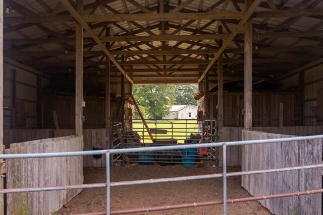 1576 County Road 221, Thayer, MO 65791