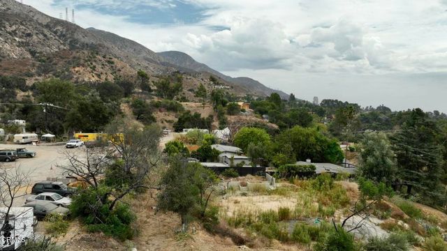 3698 Fair Oaks Avenue, Altadena, CA 91001