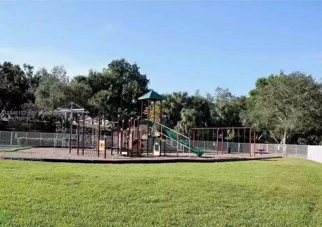 4192 Laurel Ridge Cir 4192, Weston, FL 33331