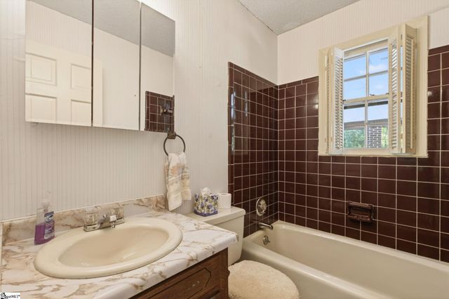 306 Hamby Drive, Mauldin, SC 29607