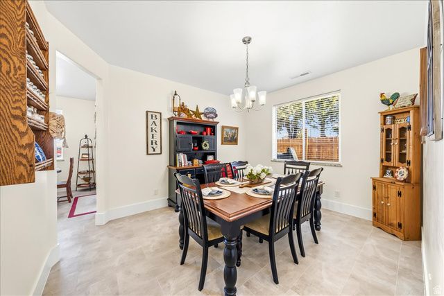 357 E MAIN ST, Enterprise, UT 84725