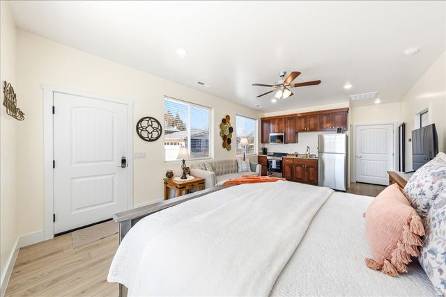 357 E MAIN ST, Enterprise, UT 84725