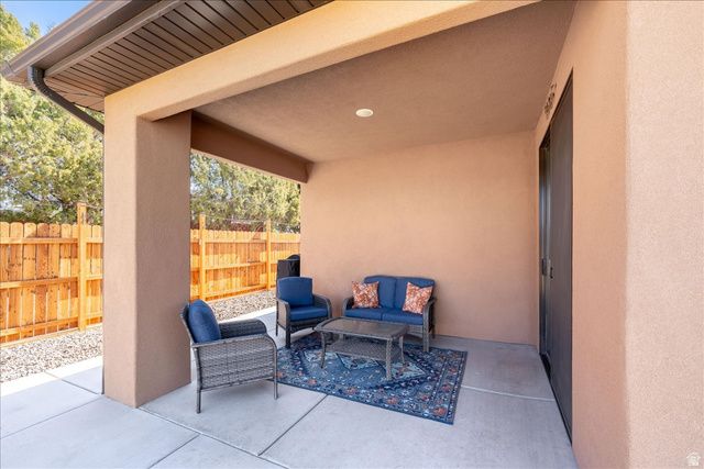 357 E MAIN ST, Enterprise, UT 84725