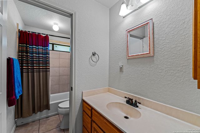 12905 Pittman, Adkins, TX 78101