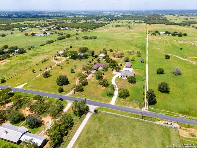 12905 Pittman, Adkins, TX 78101