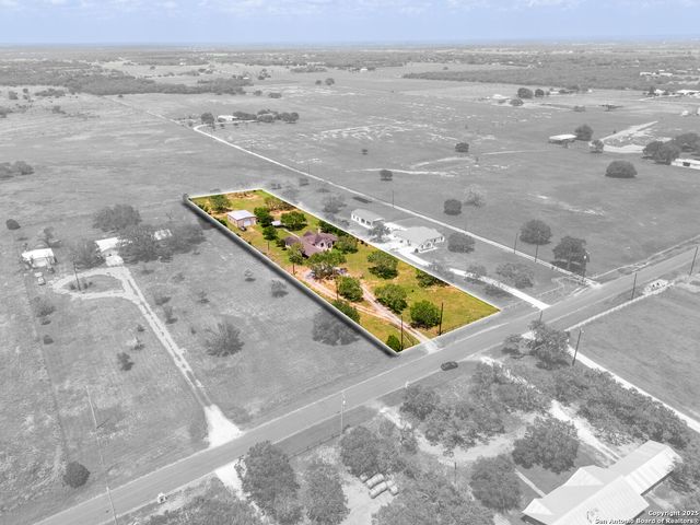 12905 Pittman, Adkins, TX 78101