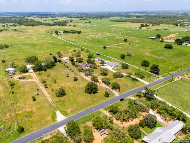 12905 Pittman, Adkins, TX 78101
