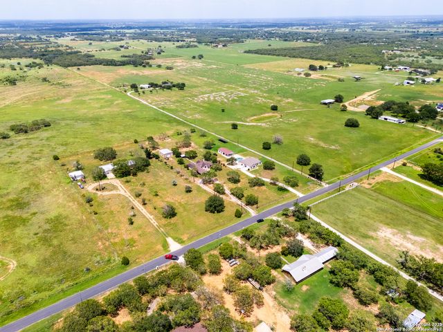 12905 Pittman, Adkins, TX 78101