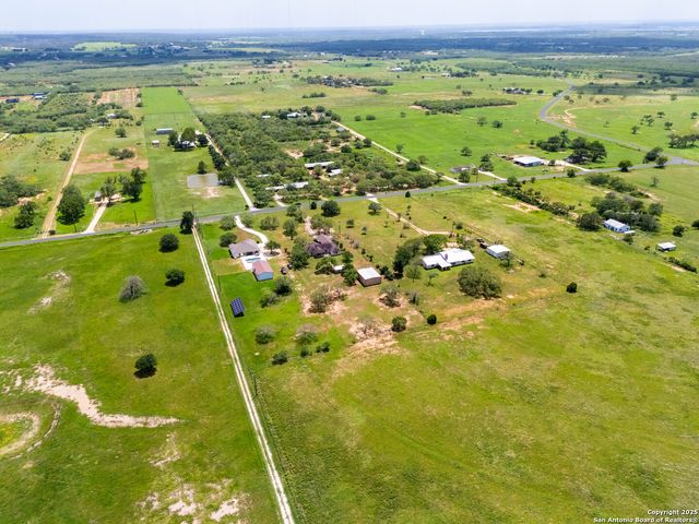 12905 Pittman, Adkins, TX 78101
