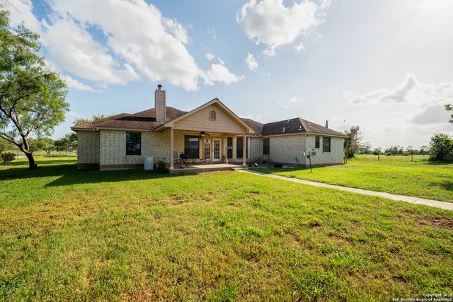 12905 Pittman, Adkins, TX 78101